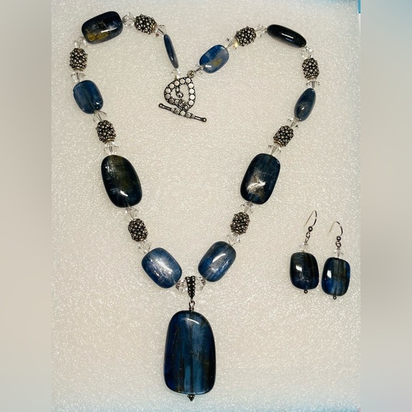 Labradorite 20” Necklace & Earrings…Stunning! 
11 Stones, Sterling & Crystal mix - Picture 3 of 9
